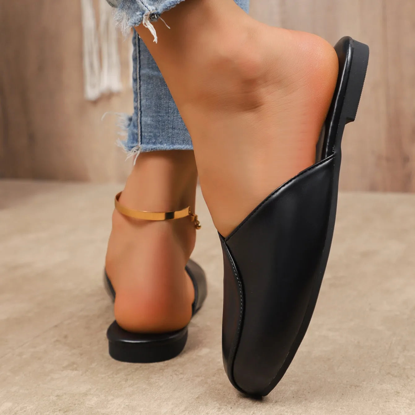 Women Slippers Handmade Flat Bottom Leather Slippers Home Big Size Sandals Anti-slip Slip-On Shoes Lightweight Slides Women