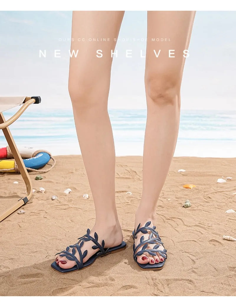 Women's Slippers Fashion Maple Leaf Decoration Design Slippers 2026 Summer Beach Slippers for Women Outdoor Non Slip Flat Slides