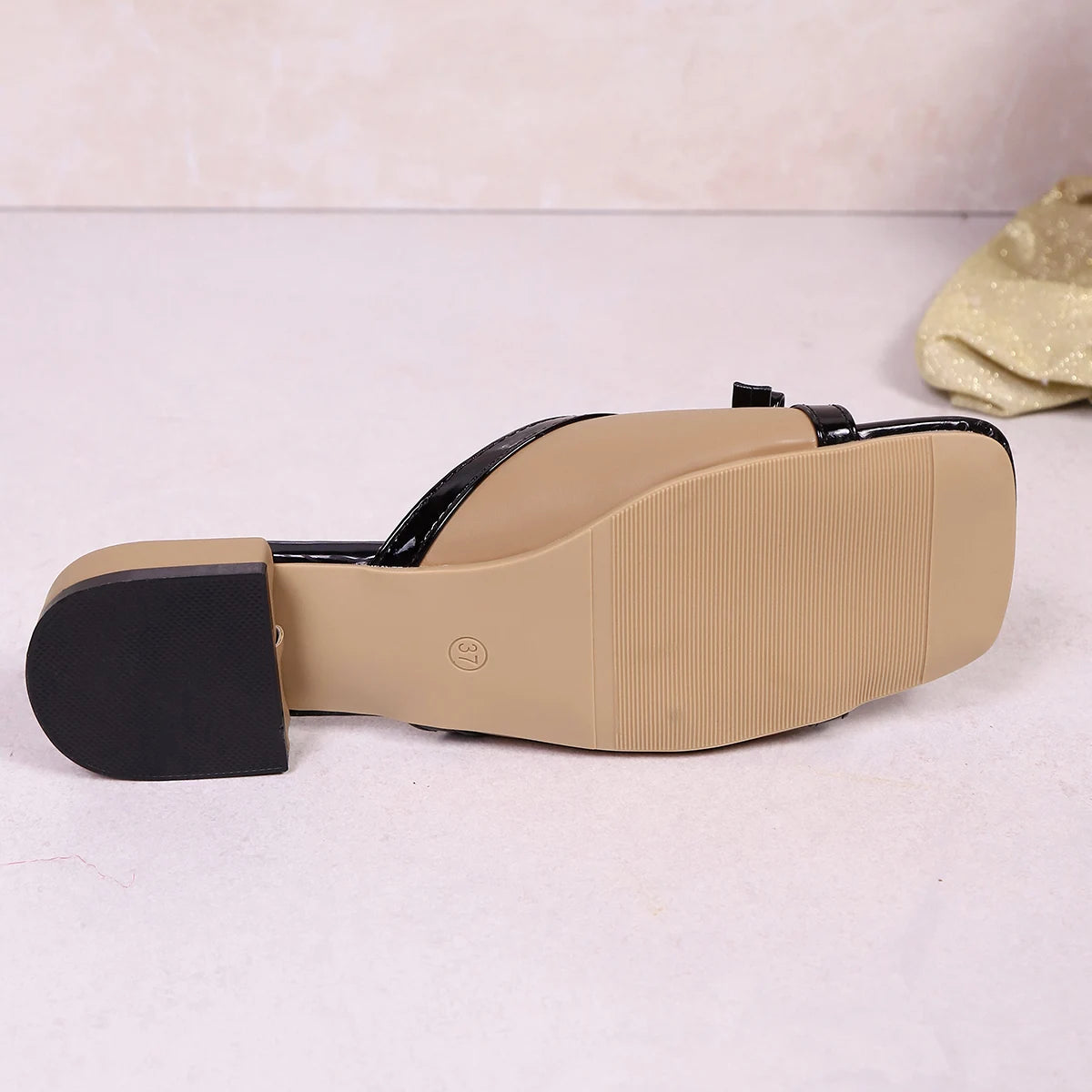 Slippers 2025 One Word Summer Women's New French Square Toe Bow Sandals