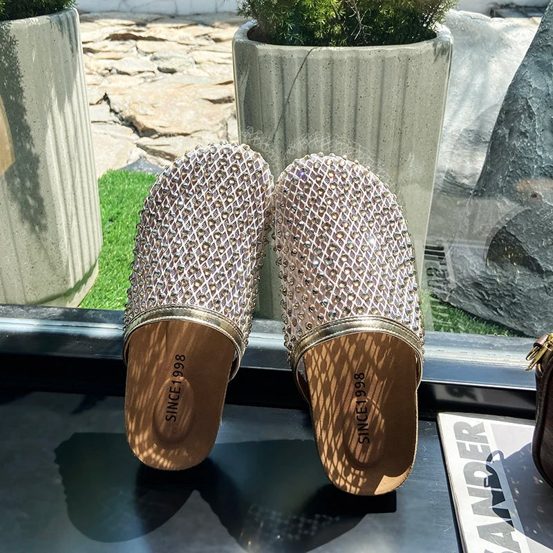 Women Slippers Summer 2025 New Luxury Brand Slippers Lightweight Round Head Shoes Water Diamond Large Flat Sandals Slides Women