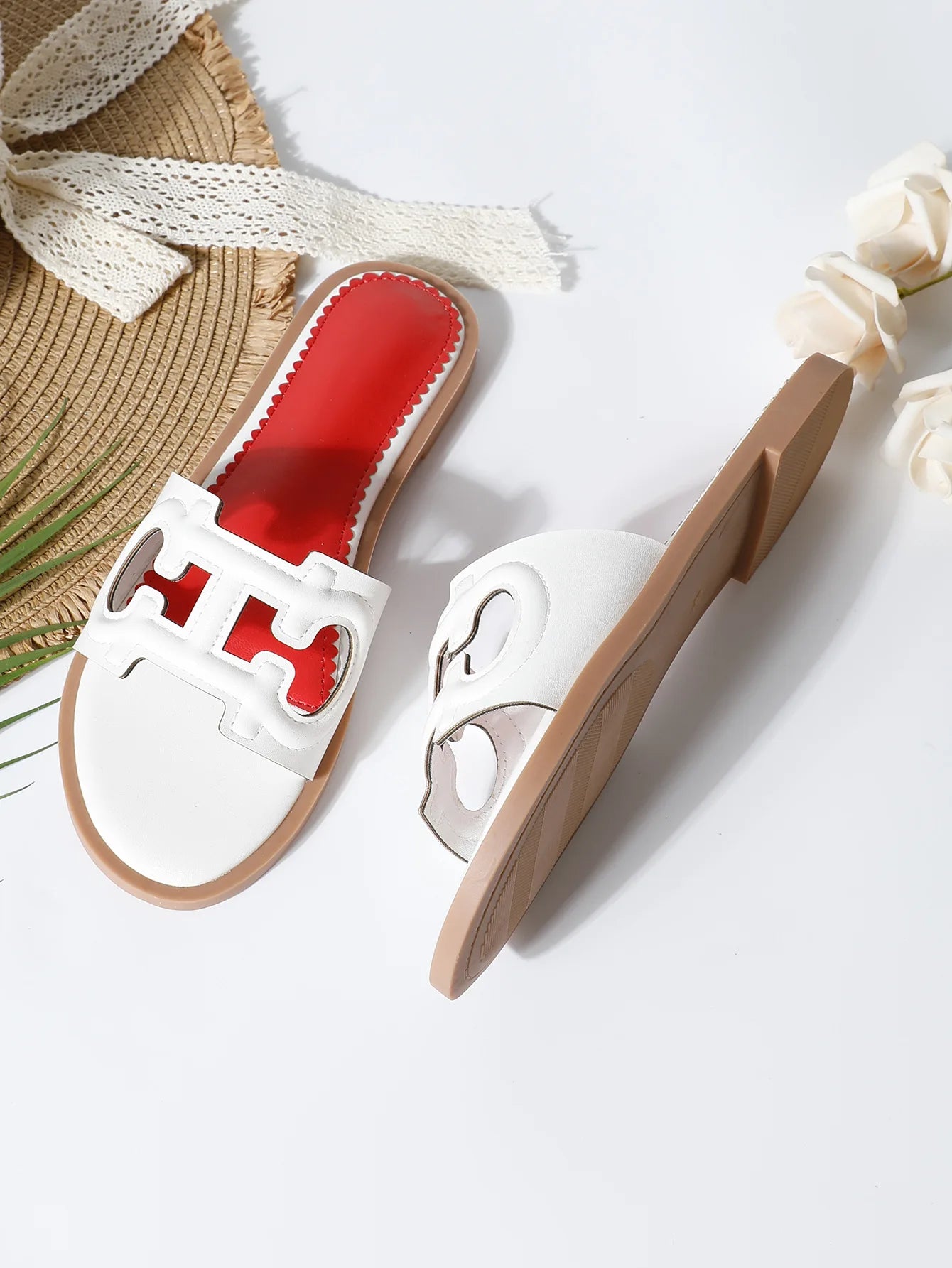 Ladies' slippers summer elegant slim-fitting breathable hollowed-out anti-slip soft-soled suitable vacation travel flat shoes