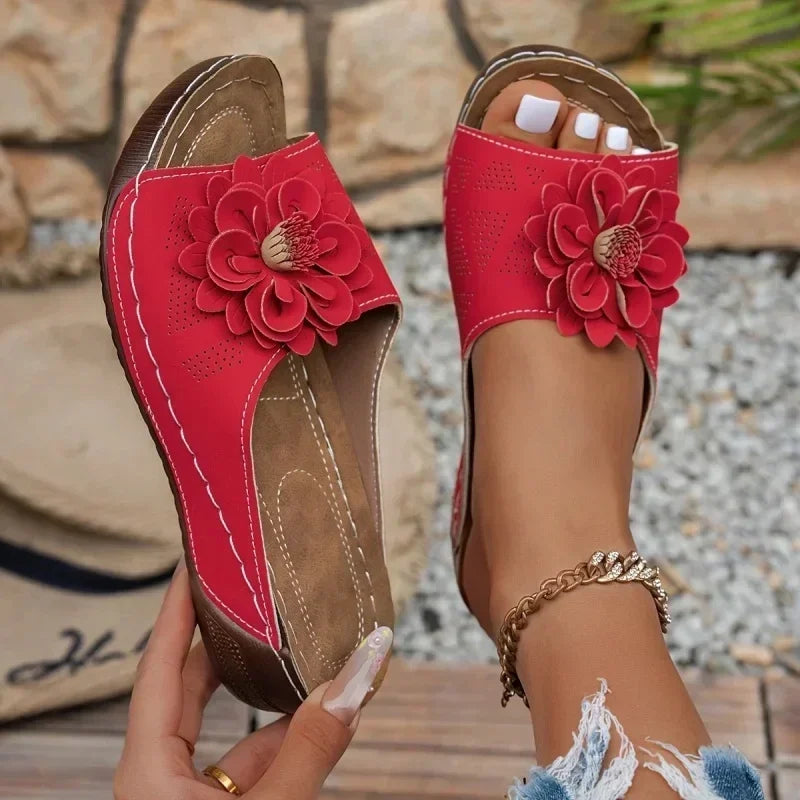 2026 New Women Slippers Elegant Platform Slippers Fashion Slides Women Casual Wedges Shoes Women Summer Soft Heels Sandals