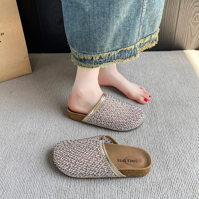 Women Slippers Summer 2025 New Luxury Brand Slippers Lightweight Round Head Shoes Water Diamond Large Flat Sandals Slides Women