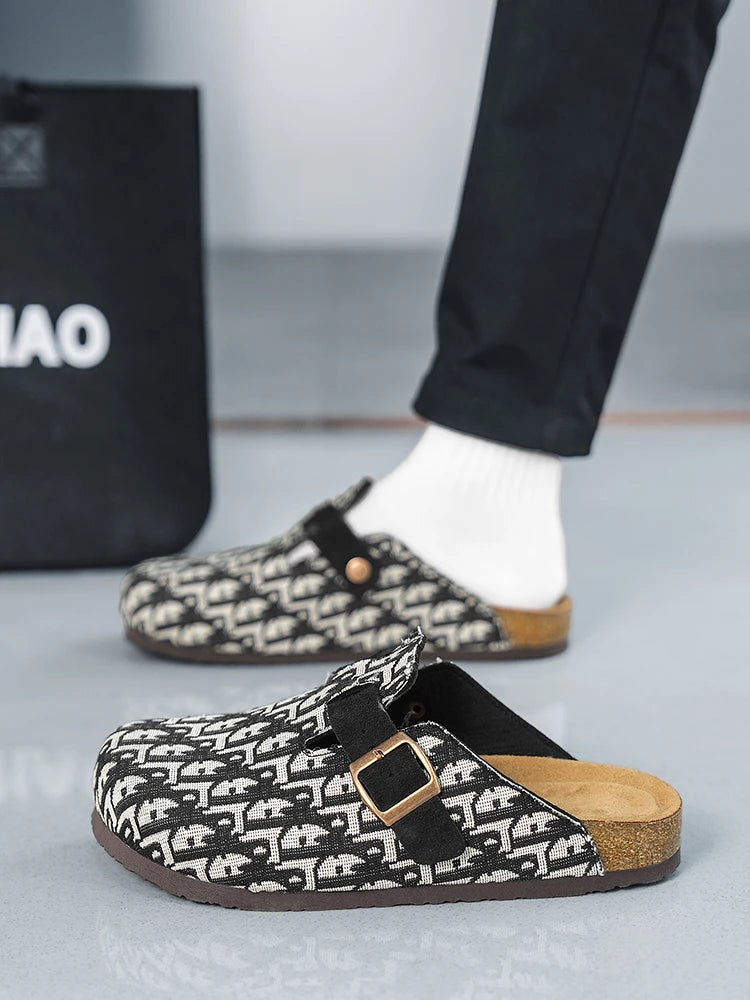 Comfortable Slip-On Slippers Spring 2026 Trendy Streetwear Mules Convenient Easy-To-Wear Breathable Flat Heel Design Sandals