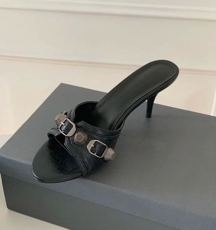 New High-heeled Slippers for Women 2024 One-word Stylish Commuter Studded Slippers for Women with Black Heels  Sandales