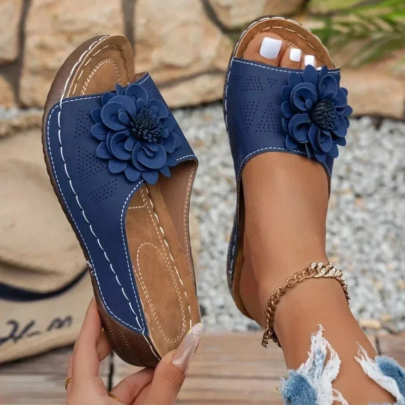 2026 New Women Slippers Elegant Platform Slippers Fashion Slides Women Casual Wedges Shoes Women Summer Soft Heels Sandals