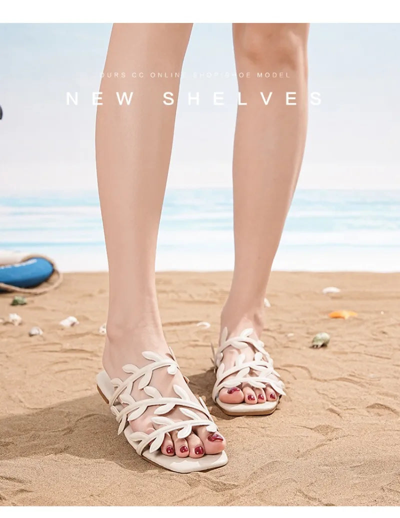 Women's Slippers Fashion Maple Leaf Decoration Design Slippers 2026 Summer Beach Slippers for Women Outdoor Non Slip Flat Slides