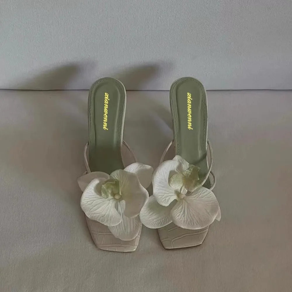 Women's Slippers Casual Fashionable High Quality Shoes for Women Shallow Women Sandals Elegant Flowers Design Women's Slippers